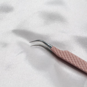 Curved Tweezer